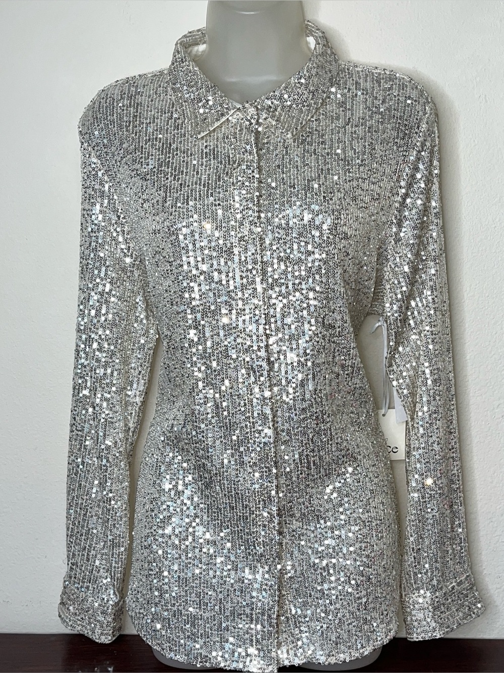 CeCe Champagne Silver Sequin Top Button Down Shirt Long Sleeve Sparkly Party L - Picture 4 of 15